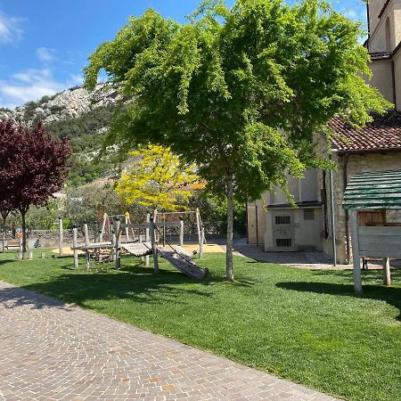 Appartamenti Le Tre Rose Torbole Sul Garda Exterior photo